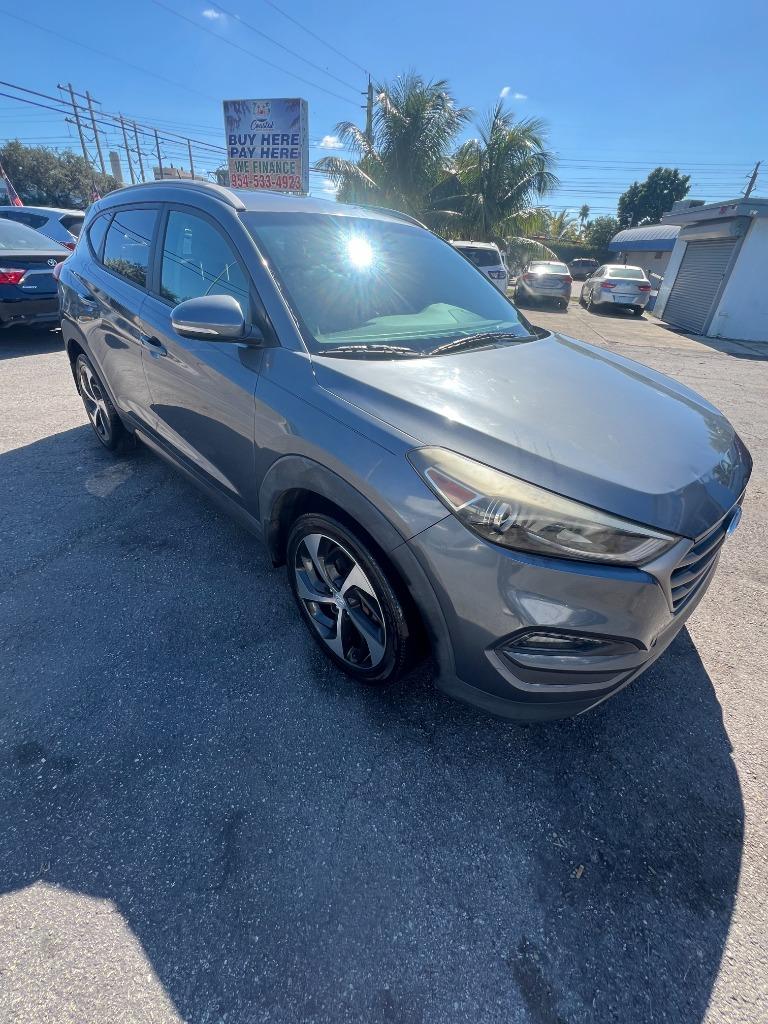 2016 Hyundai Tucson Sport