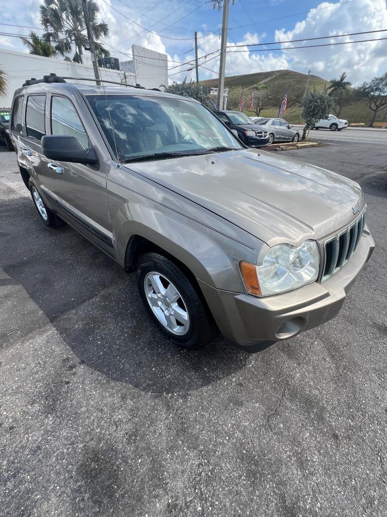 2006 Jeep Grand Cherokee Laredo