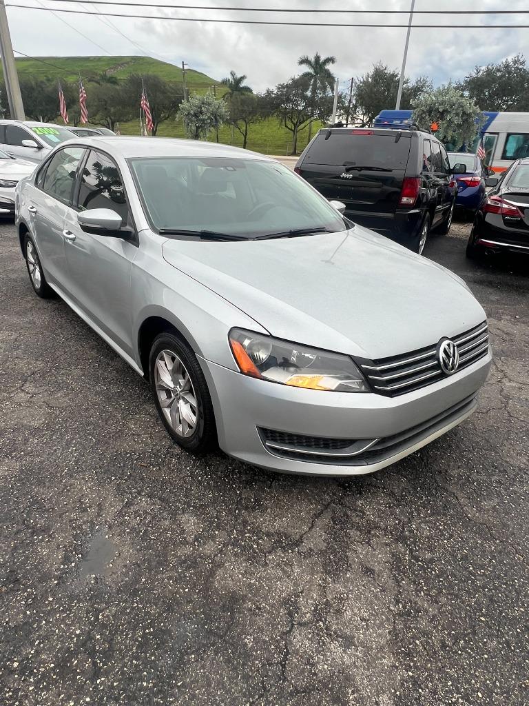 2015 Volkswagen Passat S
