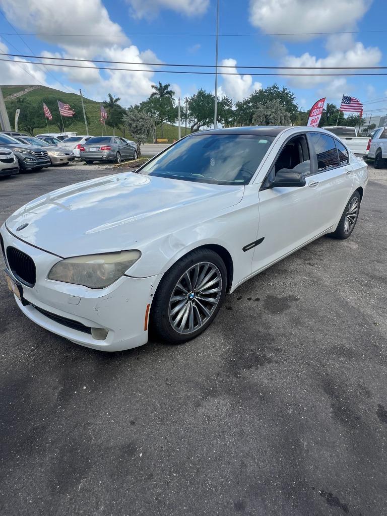 2011 BMW 7 Series 750i