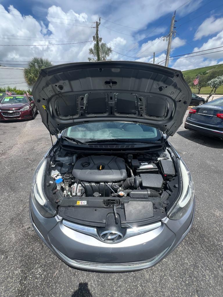 2016 Hyundai Elantra SE - Photo 16