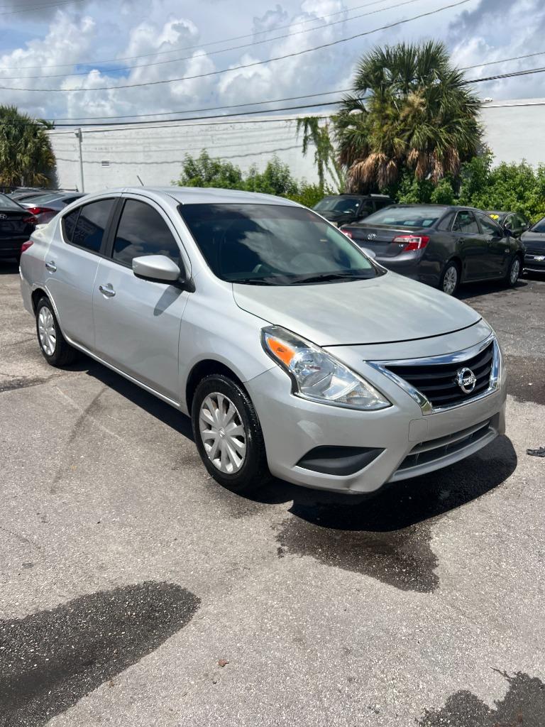 2018 Nissan Versa Sedan