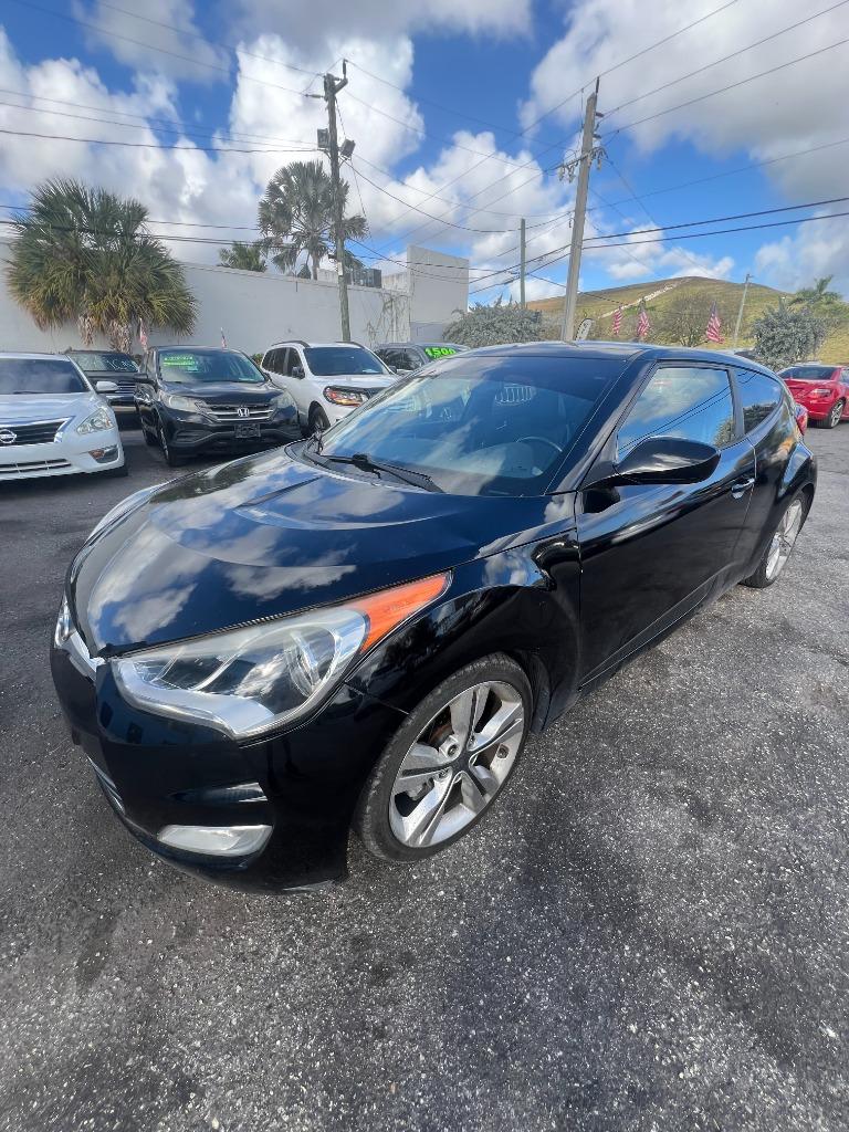 2016 Hyundai Veloster 1.6 Manual's photo