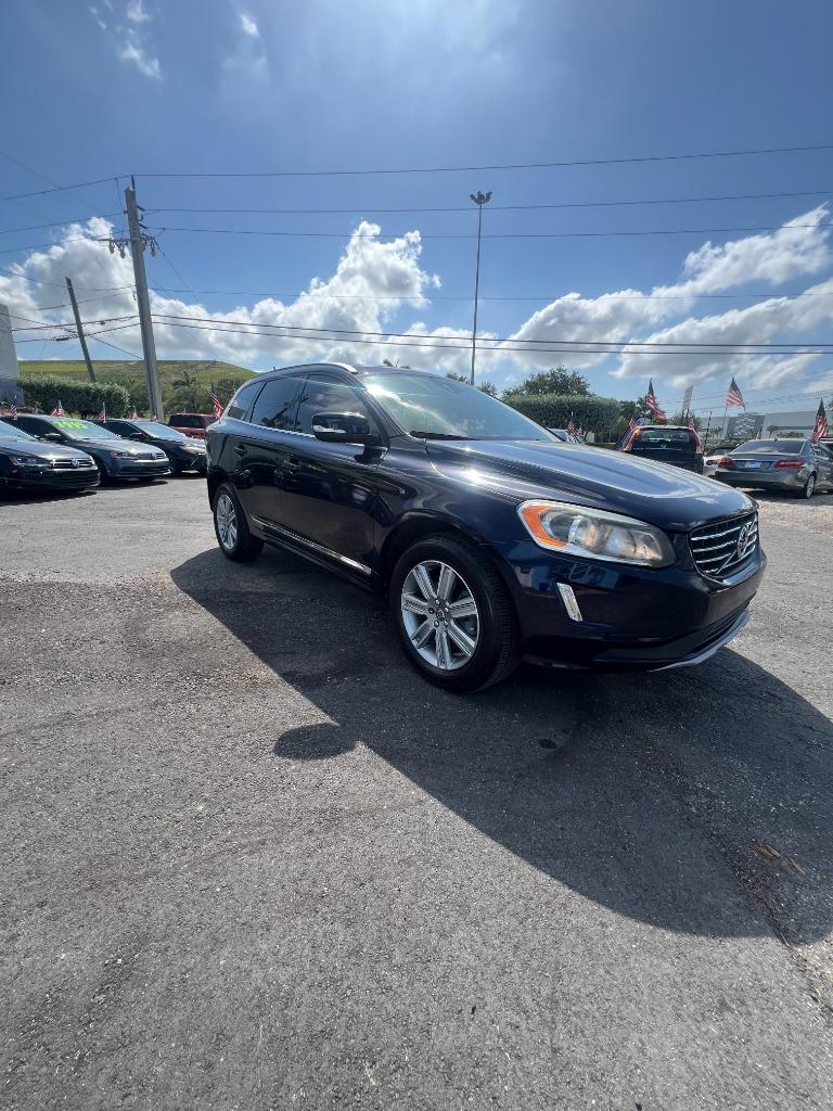2017 Volvo XC60 T5 AWD Inscription's photo