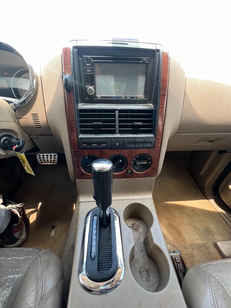 2007 Ford Explorer Eddie Bauer - Photo 16
