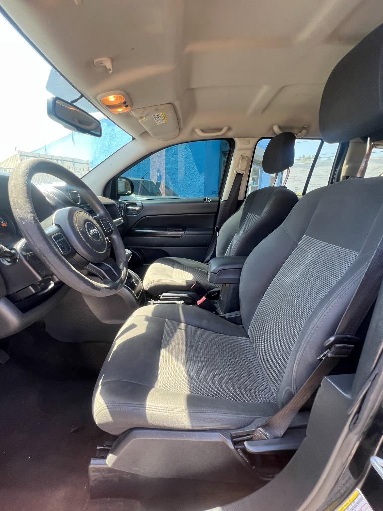 2016 Jeep Compass Sport - Photo 16