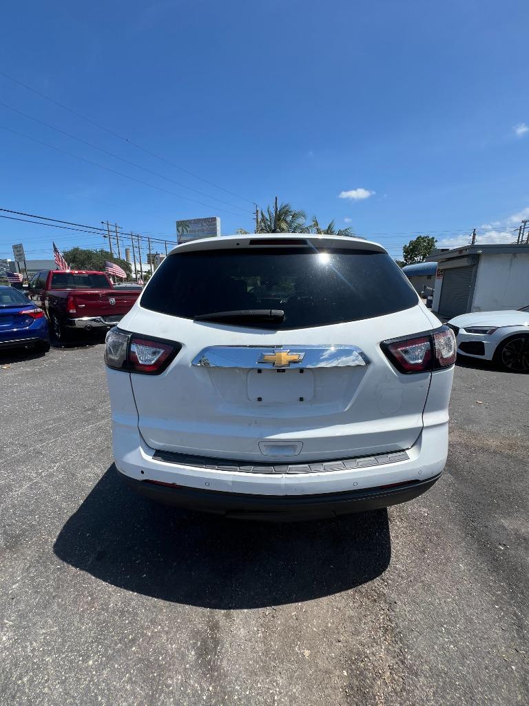 2017 Chevrolet Traverse 1LT - Photo 7