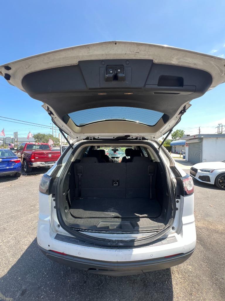 2017 Chevrolet Traverse 1LT - Photo 22